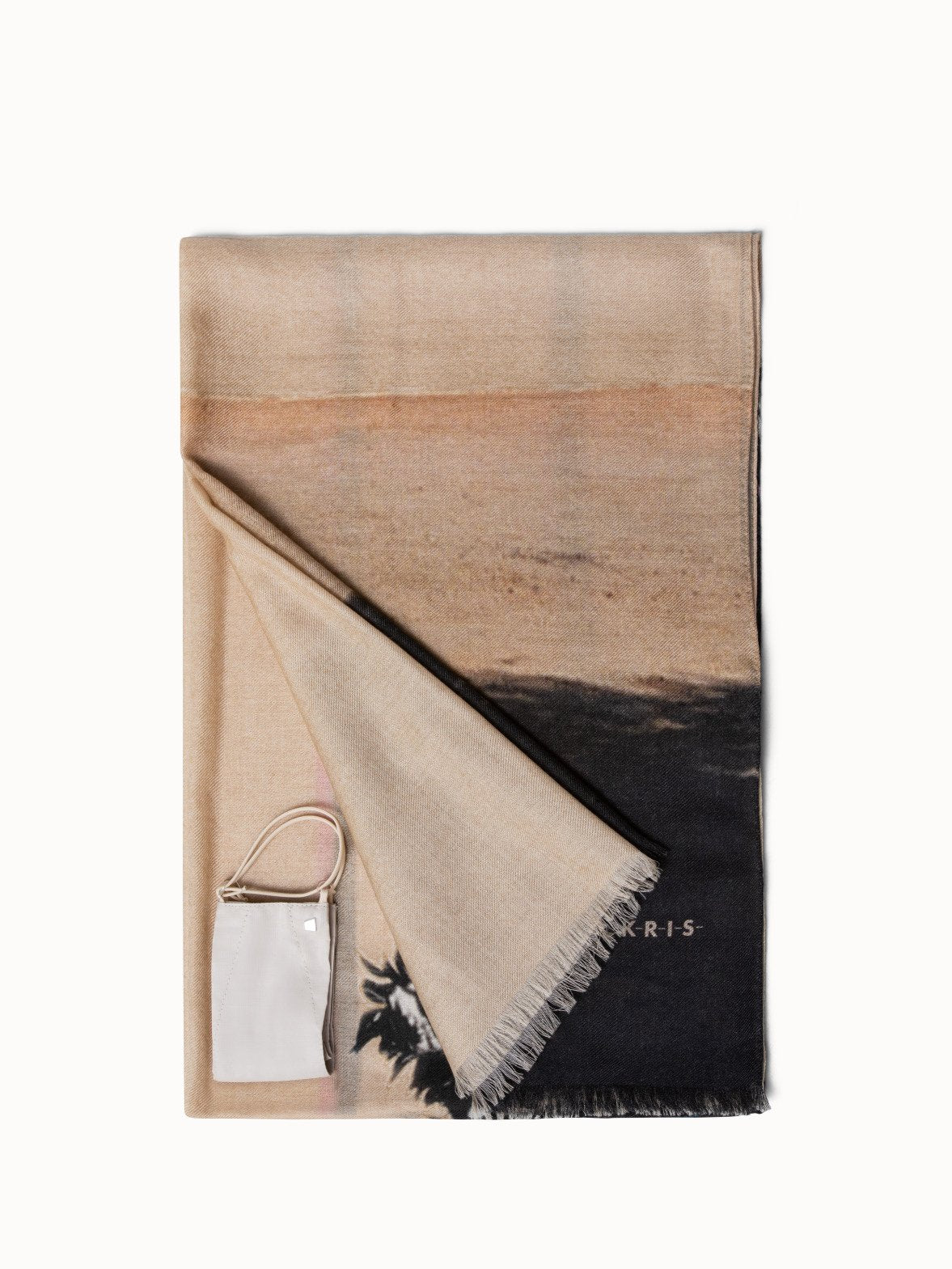 color:beige|gallery