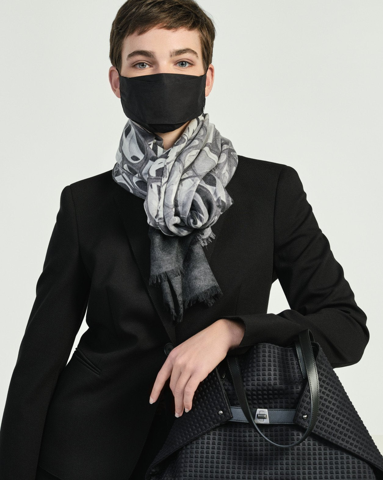 color:black|gallery